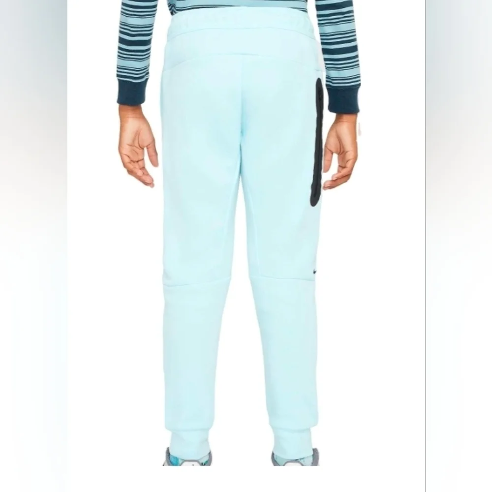 Nike Sportswear Tech Fleece Big Boys' Pants - Picture 2 of 7